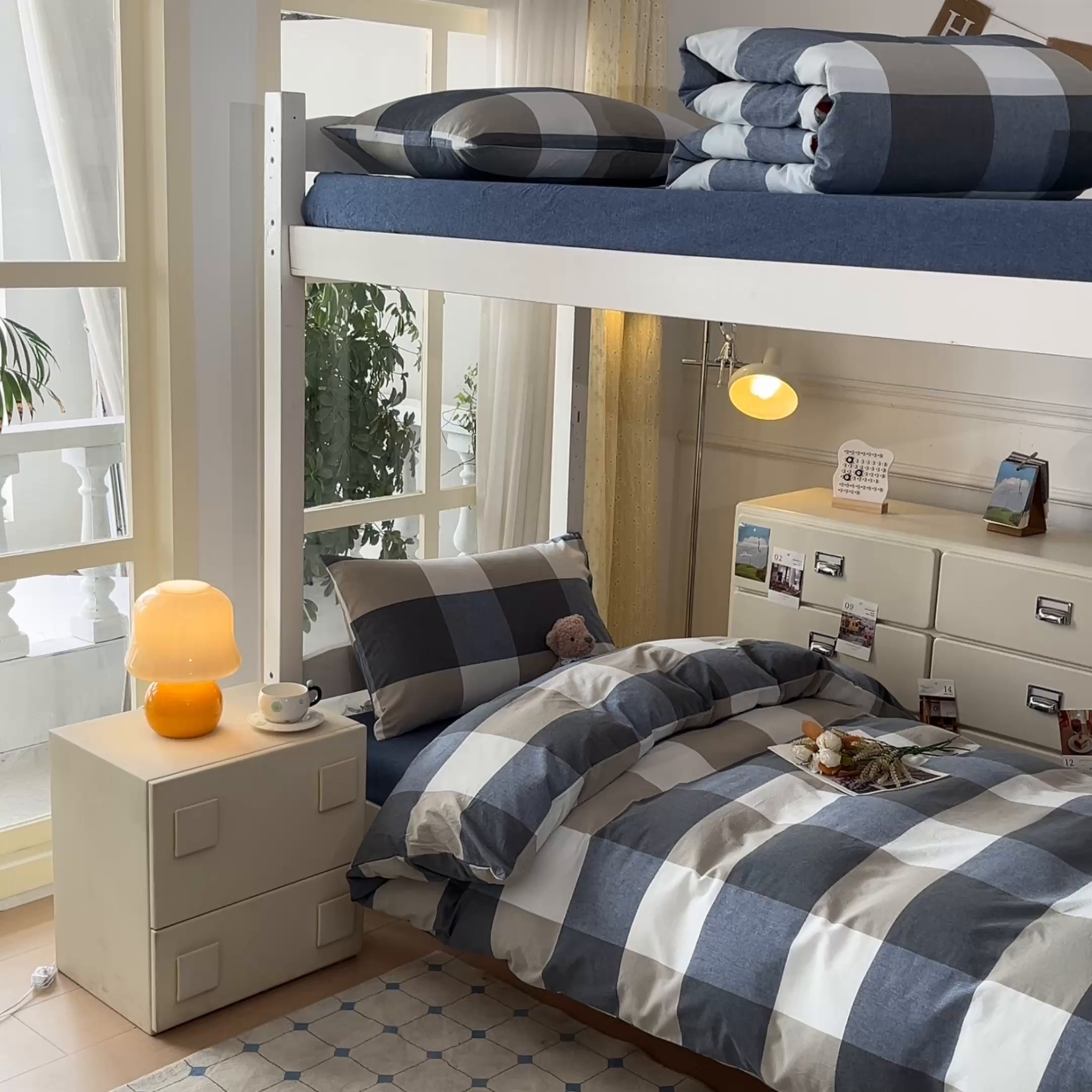 91家纺网 家纺一手货源 找家纺 柠萌家居 2025年最新款学生宿舍全棉无印风A类良品宿舍上下铺三件套 蓝大格