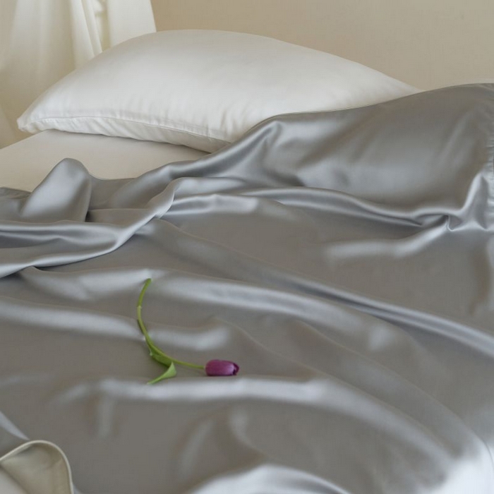 91家纺网 家纺一手货源 找家纺 咏绒家纺工厂店 2025新款A类奥地利进口天丝盖毯系列 -风格二 云间青绿