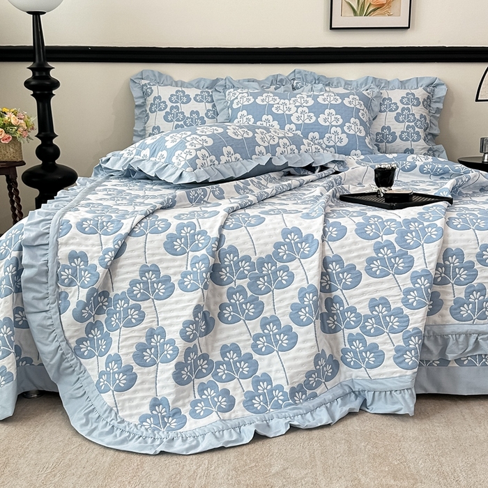 91家纺网 家纺一手货源 找家纺 紫碧螺2025新款多层纱夏被床盖四件套 淡蓝