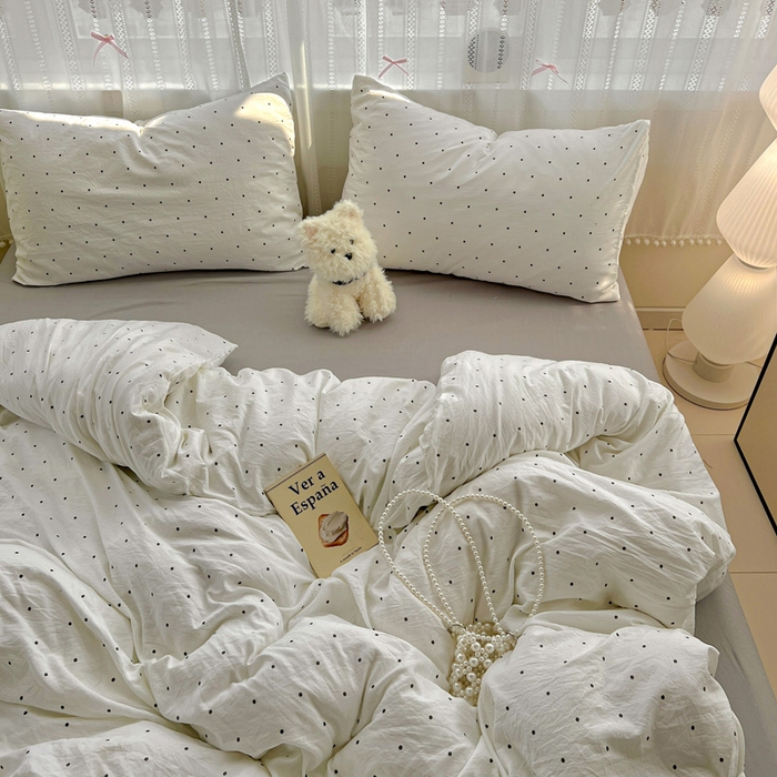 91家纺网 家纺一手货源 找家纺 朵朵家纺2025直播云感床单款三四件套水洗简约风小碎花被套床笠三四件套 波点白