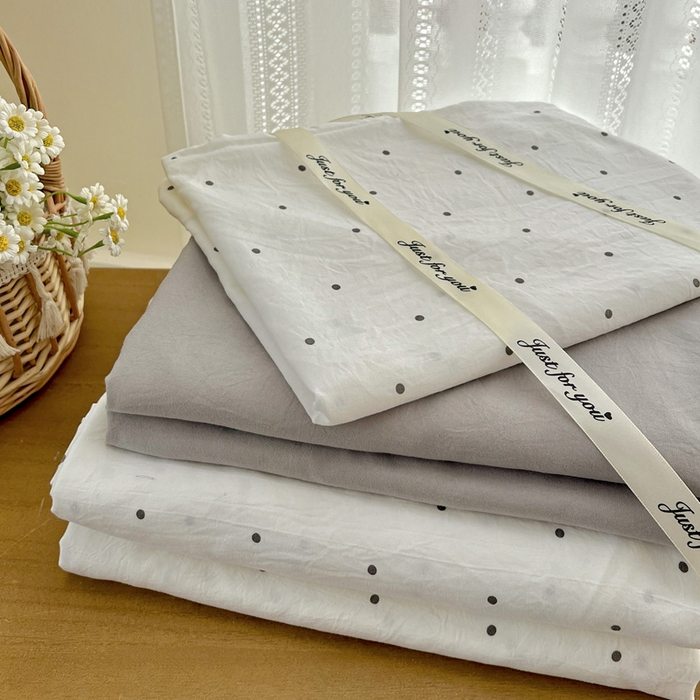 91家纺网 家纺一手货源 找家纺 朵朵家纺2025直播云感床单款三四件套水洗简约风小碎花被套床笠三四件套 波点白