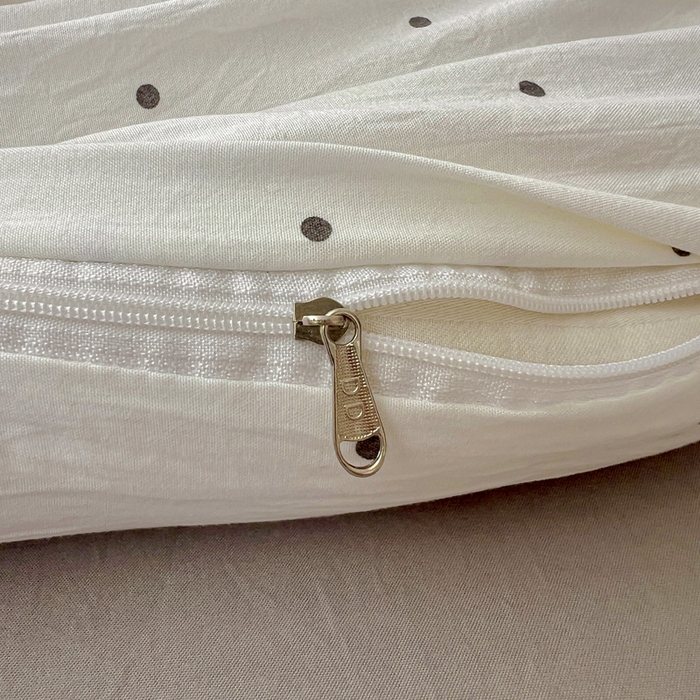 91家纺网 家纺一手货源 找家纺 朵朵家纺2025直播云感床单款三四件套水洗简约风小碎花被套床笠三四件套 波点白