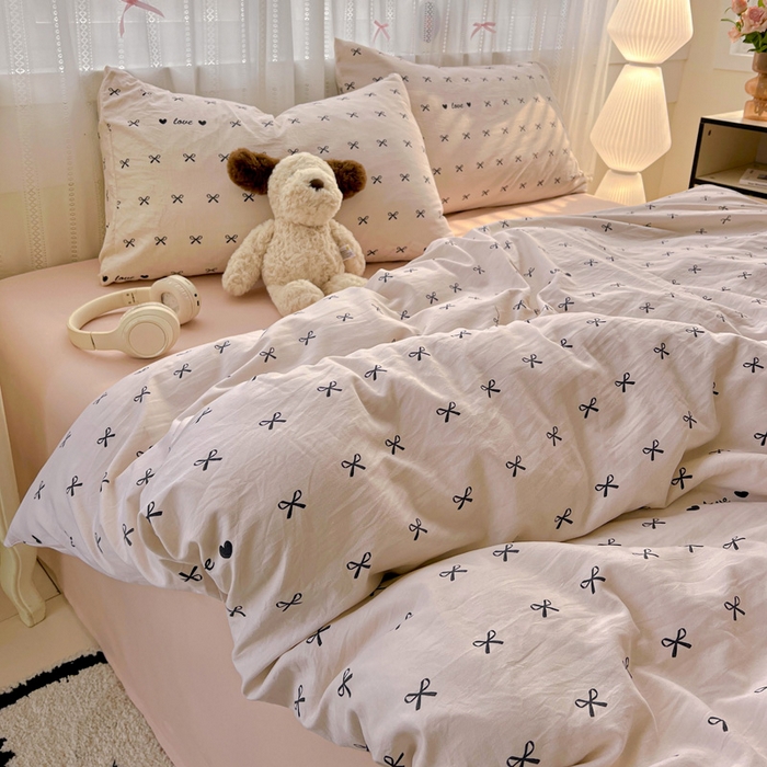 91家纺网 家纺一手货源 找家纺 朵朵家纺2025直播云感床单款三四件套水洗简约风小碎花被套床笠三四件套 蝴蝶结