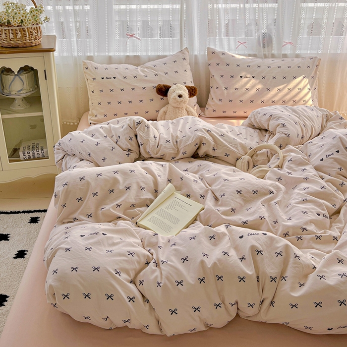 91家纺网 家纺一手货源 找家纺 朵朵家纺2025直播云感床单款三四件套水洗简约风小碎花被套床笠三四件套 蝴蝶结