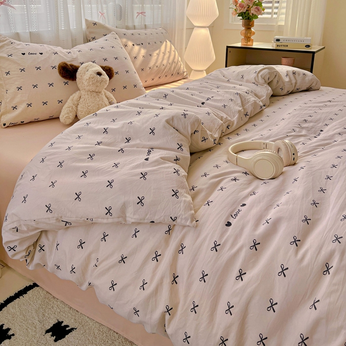 91家纺网 家纺一手货源 找家纺 朵朵家纺2025直播云感床单款三四件套水洗简约风小碎花被套床笠三四件套 蝴蝶结