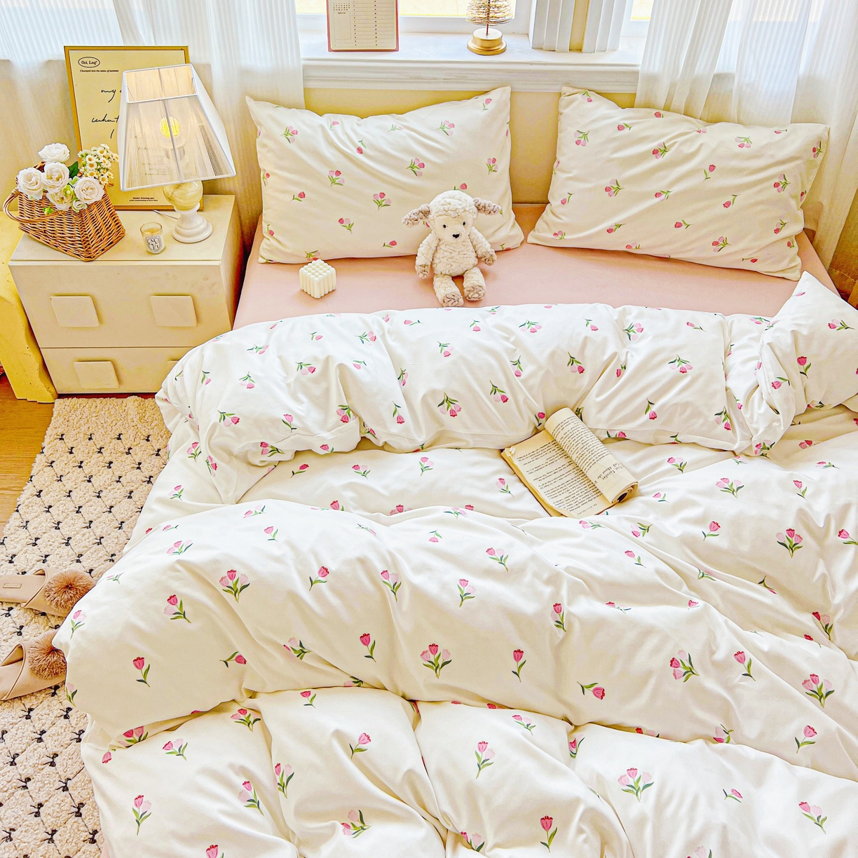 91家纺网 家纺一手货源 找家纺 朵朵家纺2025直播云感床单款三四件套水洗简约风小碎花被套床笠三四件套 郁金香