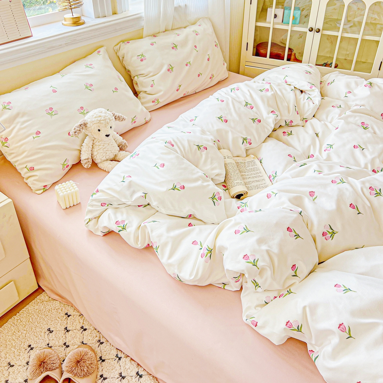 91家纺网 家纺一手货源 找家纺 朵朵家纺2025直播云感床单款三四件套水洗简约风小碎花被套床笠三四件套 郁金香