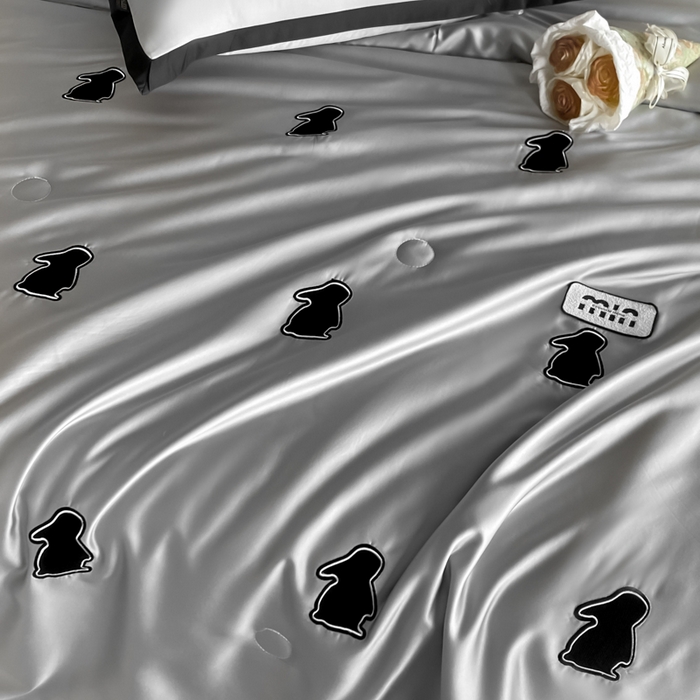 91家纺网 家纺一手货源 找家纺 红嘴企鹅 2025新款冰丝夏被夏凉被空调被四件套-浪漫兔 浪漫兔-深灰