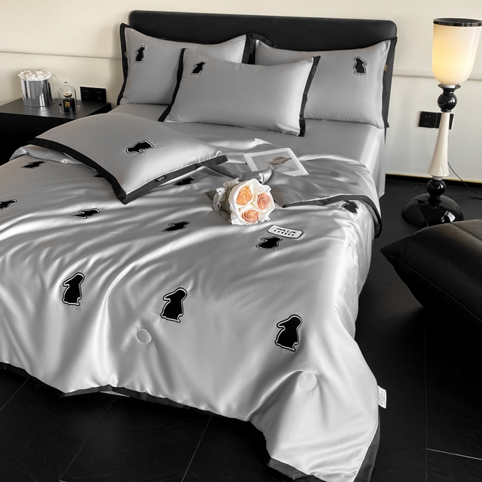 91家纺网 家纺一手货源 找家纺 红嘴企鹅 2025新款冰丝夏被夏凉被空调被四件套-浪漫兔 浪漫兔-深灰