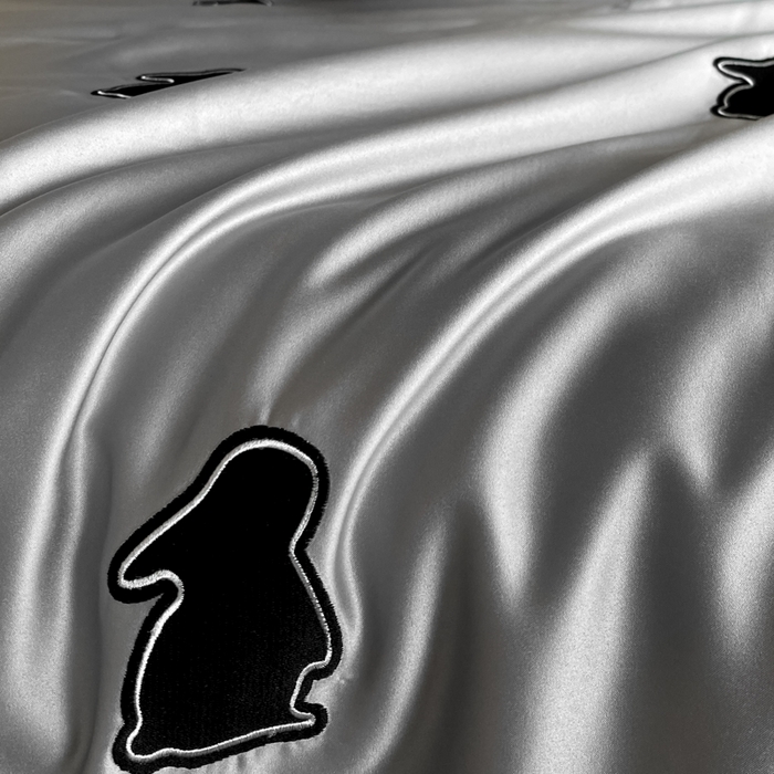 91家纺网 家纺一手货源 找家纺 红嘴企鹅 2025新款冰丝夏被夏凉被空调被四件套-浪漫兔 浪漫兔-深灰