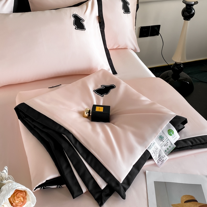 91家纺网 家纺一手货源 找家纺 红嘴企鹅 2025新款冰丝夏被夏凉被空调被四件套-浪漫兔 浪漫兔-粉色