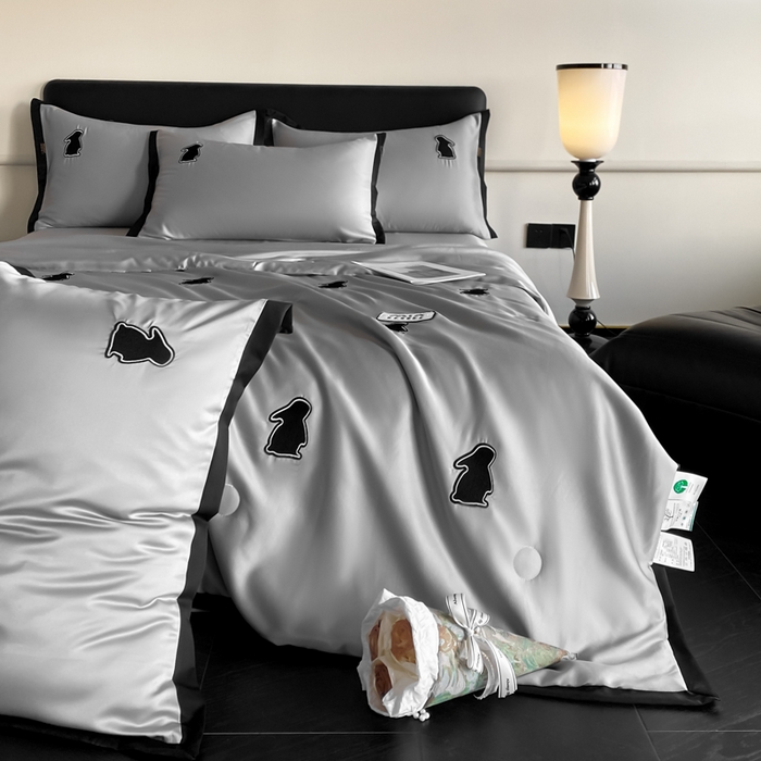 91家纺网 家纺一手货源 找家纺 红嘴企鹅 2025新款冰丝夏被夏凉被空调被四件套-浪漫兔 浪漫兔-深灰