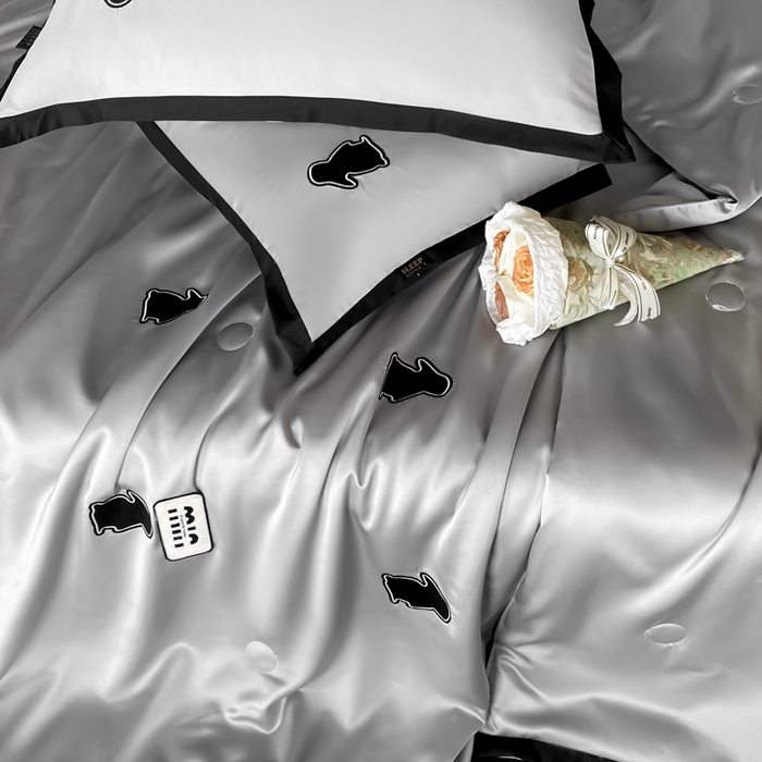 91家纺网 家纺一手货源 找家纺 红嘴企鹅 2025新款冰丝夏被夏凉被空调被四件套-浪漫兔 浪漫兔-深灰