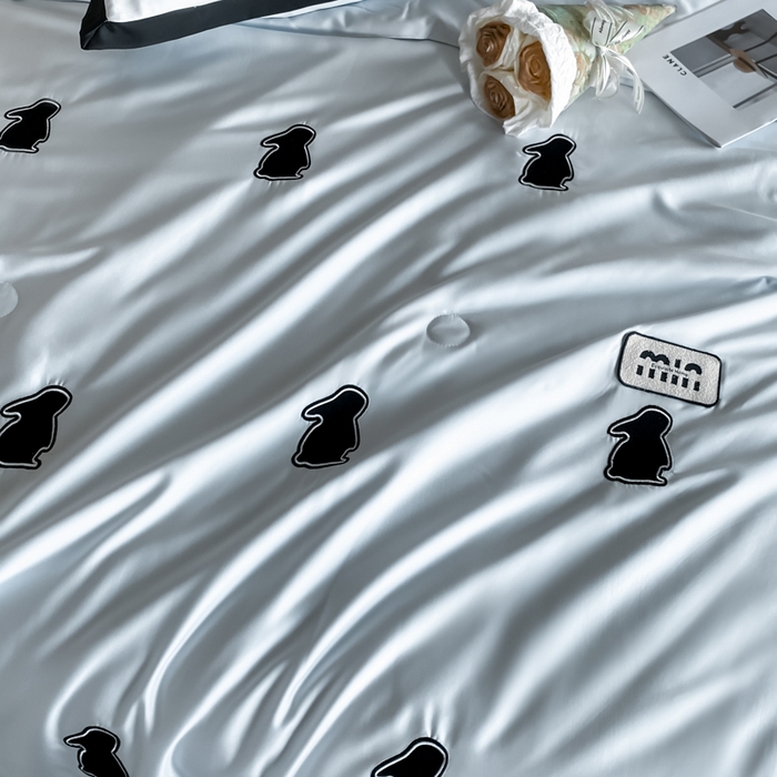 91家纺网 家纺一手货源 找家纺 红嘴企鹅 2025新款冰丝夏被夏凉被空调被四件套-浪漫兔 浪漫兔-蓝色