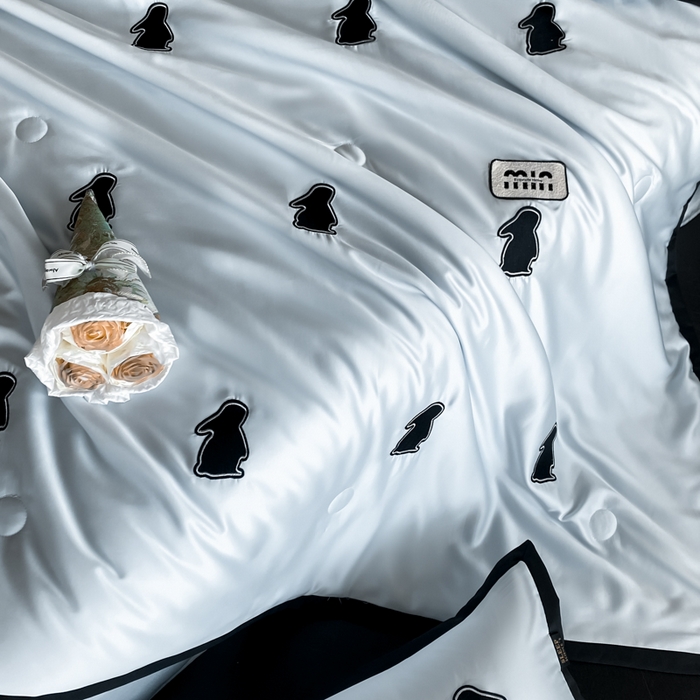 91家纺网 家纺一手货源 找家纺 红嘴企鹅 2025新款冰丝夏被夏凉被空调被四件套-浪漫兔 浪漫兔-蓝色