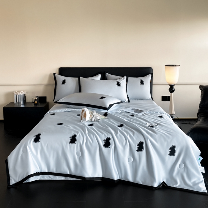 91家纺网 家纺一手货源 找家纺 红嘴企鹅 2025新款冰丝夏被夏凉被空调被四件套-浪漫兔 浪漫兔-蓝色