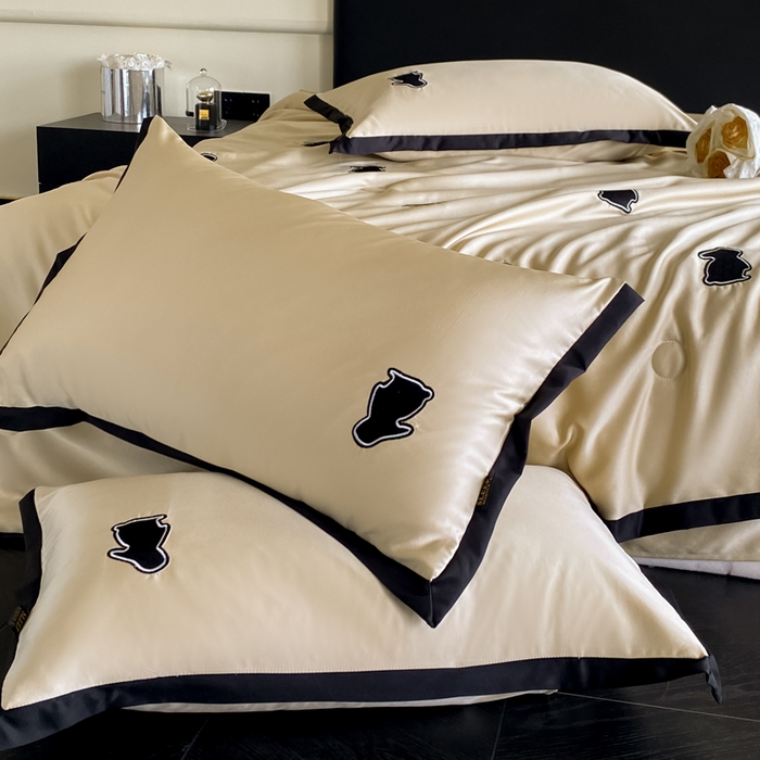 91家纺网 家纺一手货源 找家纺 红嘴企鹅 2025新款冰丝夏被夏凉被空调被四件套-浪漫兔 浪漫兔-香槟