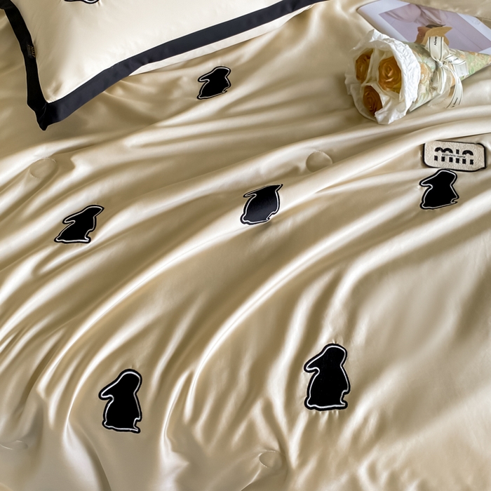 91家纺网 家纺一手货源 找家纺 红嘴企鹅 2025新款冰丝夏被夏凉被空调被四件套-浪漫兔 浪漫兔-香槟