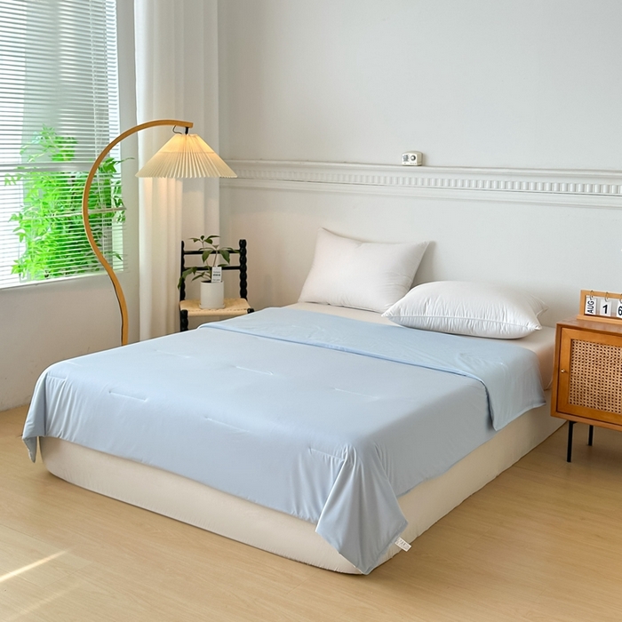 91家纺网 家纺一手货源 找家纺 圣尔雅家纺 2025春夏新款亚朵同款夏季被子锦纶双感深睡被夏被夏凉被pro2.0 青空灰