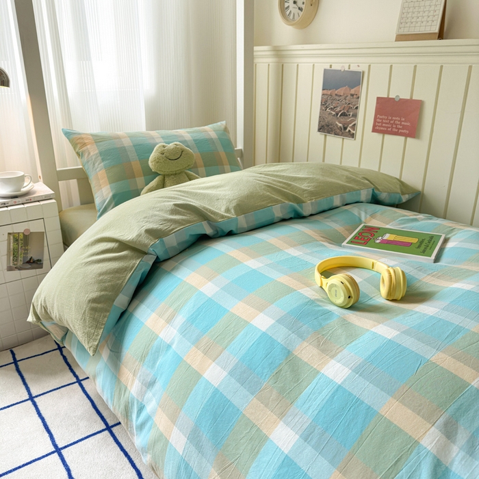 91家纺网 家纺一手货源 找家纺 玖弘家居 2025新款全棉纯棉色织水洗棉学生宿舍三件套四件套上下铺三件套 六宫格蓝绿