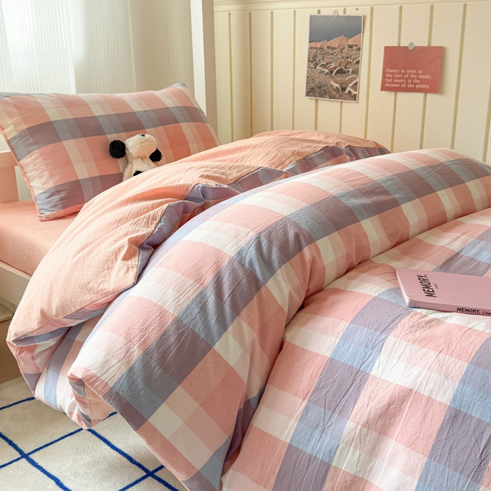 91家纺网 家纺一手货源 找家纺 玖弘家居 2025新款全棉纯棉色织水洗棉学生宿舍三件套四件套上下铺三件套六宫格暖粉