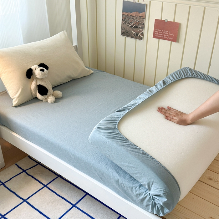 91家纺网 家纺一手货源 找家纺 玖弘家居 2025新款全棉纯棉色织水洗棉学生宿舍三件套四件套上下铺三件套奶白蓝