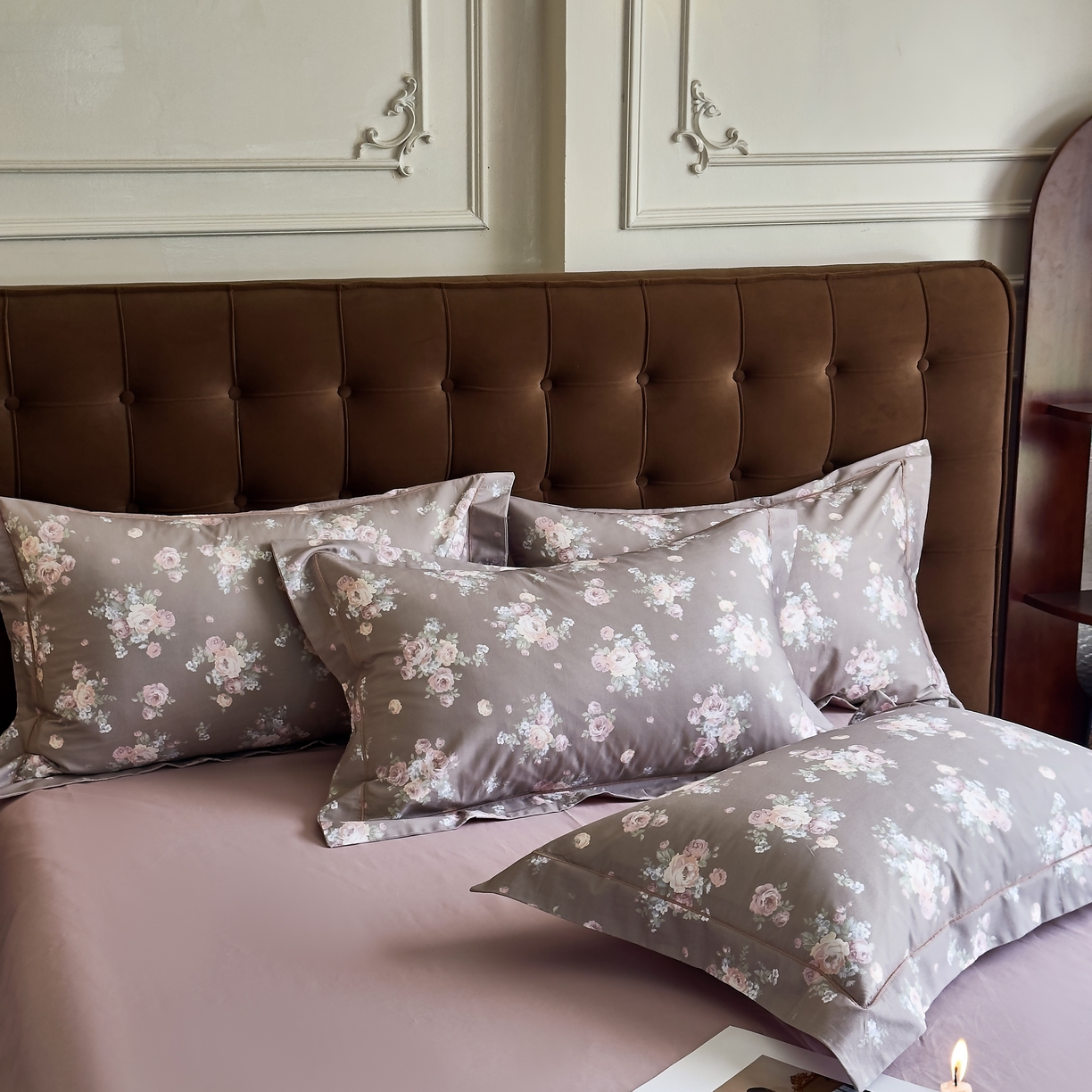 91家纺网 家纺一手货源 找家纺 由丽家纺 2025新款亲肤舒适全棉纯棉臻棉数码印花四件套系列 金溪-咖