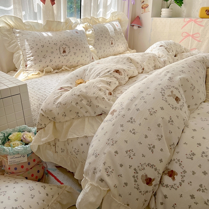 91家纺网 家纺一手货源 找家纺 美梦家纺2025新款皱皱纱花边被套床盖四件套 彼得小兔