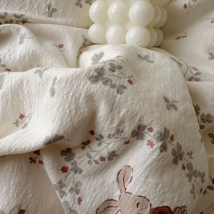 91家纺网 家纺一手货源 找家纺 美梦家纺2025新款皱皱纱花边被套床盖四件套 彼得小兔