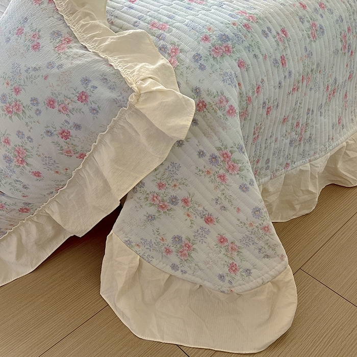 91家纺网 家纺一手货源 找家纺 美梦家纺2025新款皱皱纱花边被套床盖四件套 花间露语