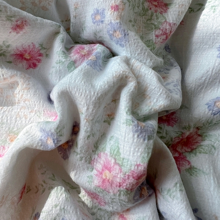 91家纺网 家纺一手货源 找家纺 美梦家纺2025新款皱皱纱花边被套床盖四件套 花间露语