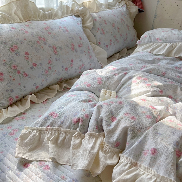 91家纺网 家纺一手货源 找家纺 美梦家纺2025新款皱皱纱花边被套床盖四件套 花间露语