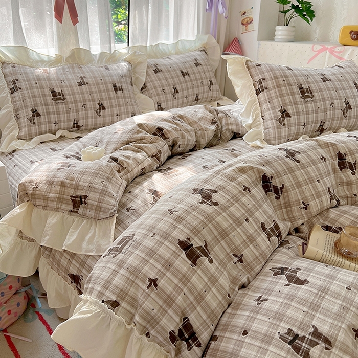 91家纺网 家纺一手货源 找家纺 美梦家纺2025新款皱皱纱花边被套床盖四件套 巧克力狗狗