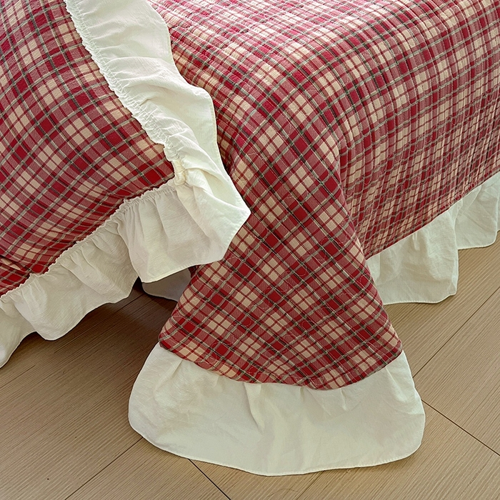 91家纺网 家纺一手货源 找家纺 美梦家纺2025新款皱皱纱花边被套床盖四件套 圣诞树