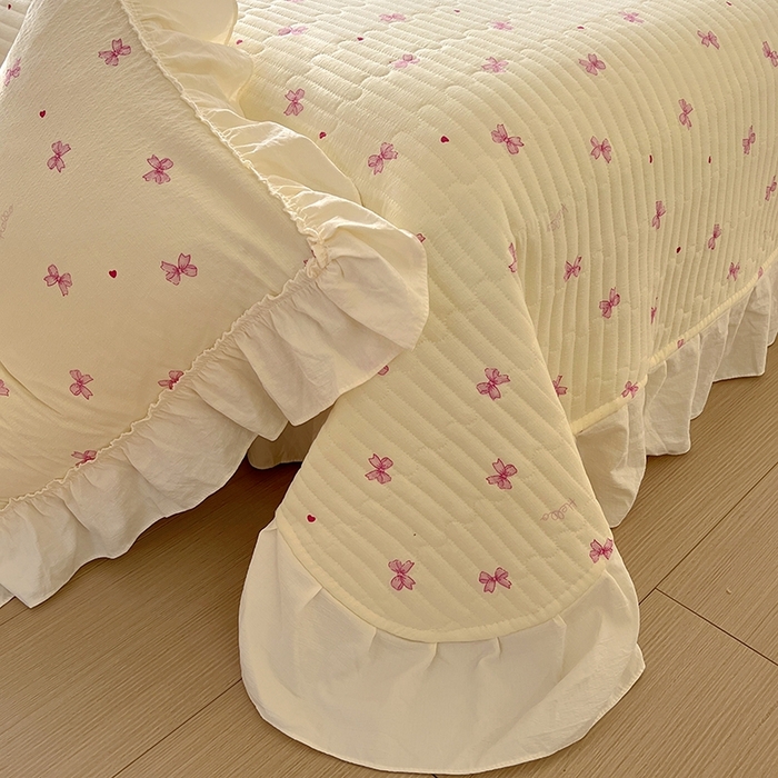 91家纺网 家纺一手货源 找家纺 美梦家纺2025新款皱皱纱花边被套床盖四件套 相思粉