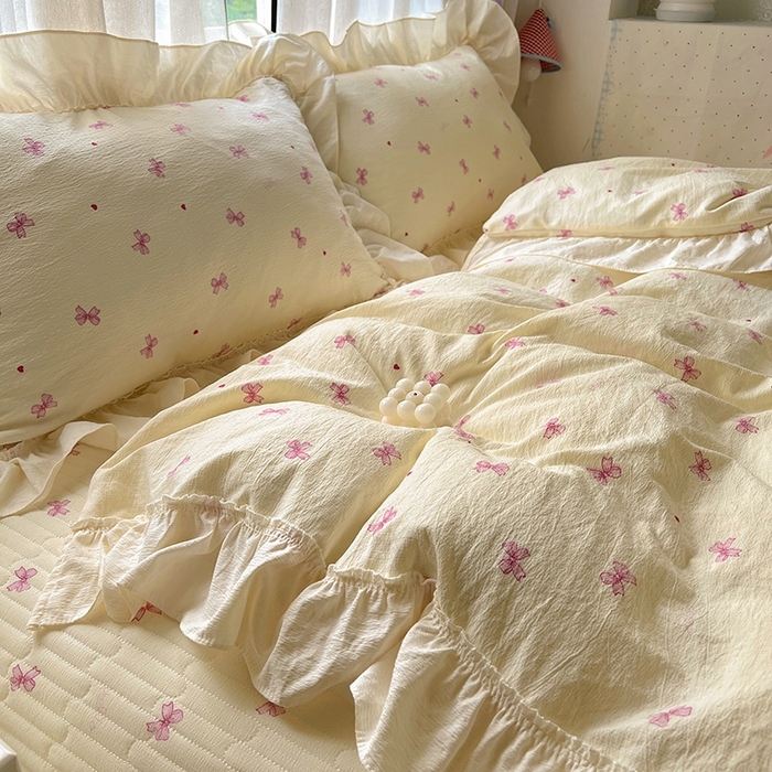 91家纺网 家纺一手货源 找家纺 美梦家纺2025新款皱皱纱花边被套床盖四件套 相思粉