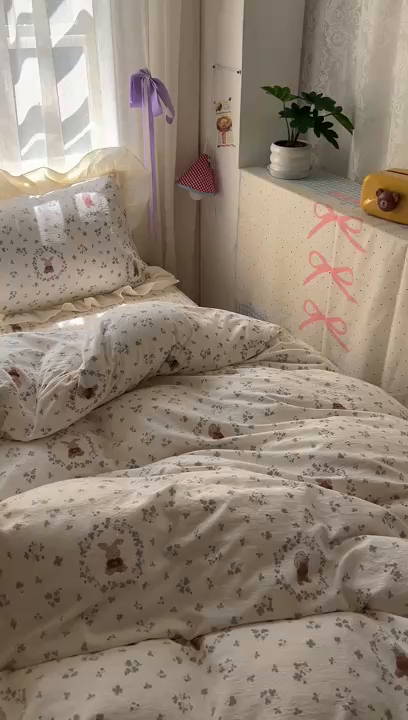 91家纺网 家纺一手货源 找家纺 美梦家纺2025新款皱皱纱花边被套床盖四件套 彼得小兔