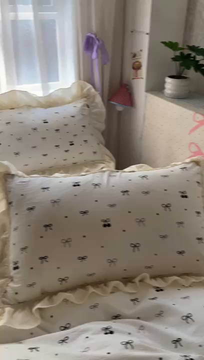 91家纺网 家纺一手货源 找家纺 美梦家纺2025新款皱皱纱花边被套床盖四件套 黑樱梦境