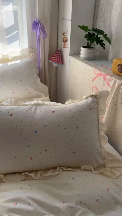 91家纺网 家纺一手货源 找家纺 美梦家纺2025新款皱皱纱花边被套床盖四件套 蜡笔画