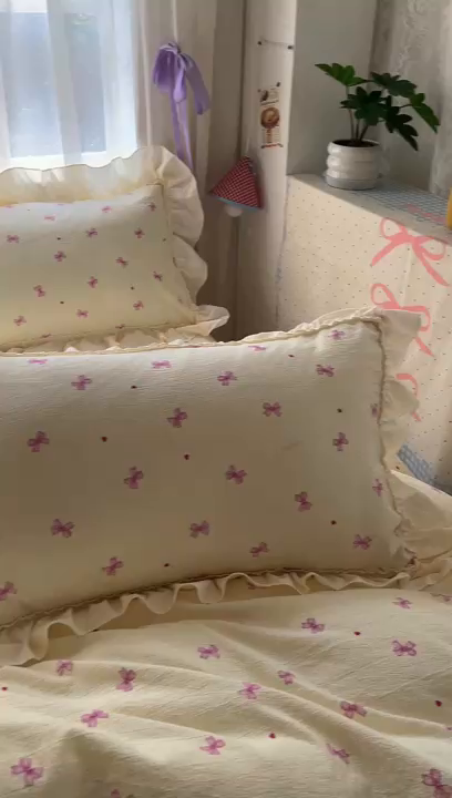 91家纺网 家纺一手货源 找家纺 美梦家纺2025新款皱皱纱花边被套床盖四件套 相思粉