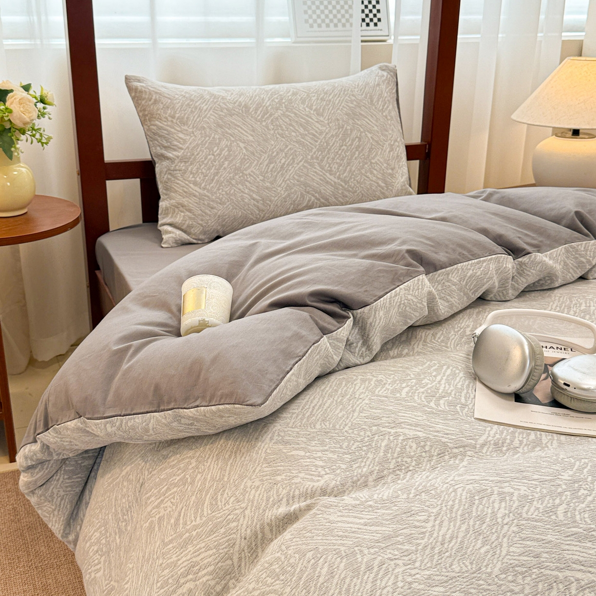 91家纺网 家纺一手货源 找家纺 眠博士 2025新款A类全棉纯棉色织提花三层纱三四件套学生三件套宿舍上下铺 三层纱套件-本色 灰