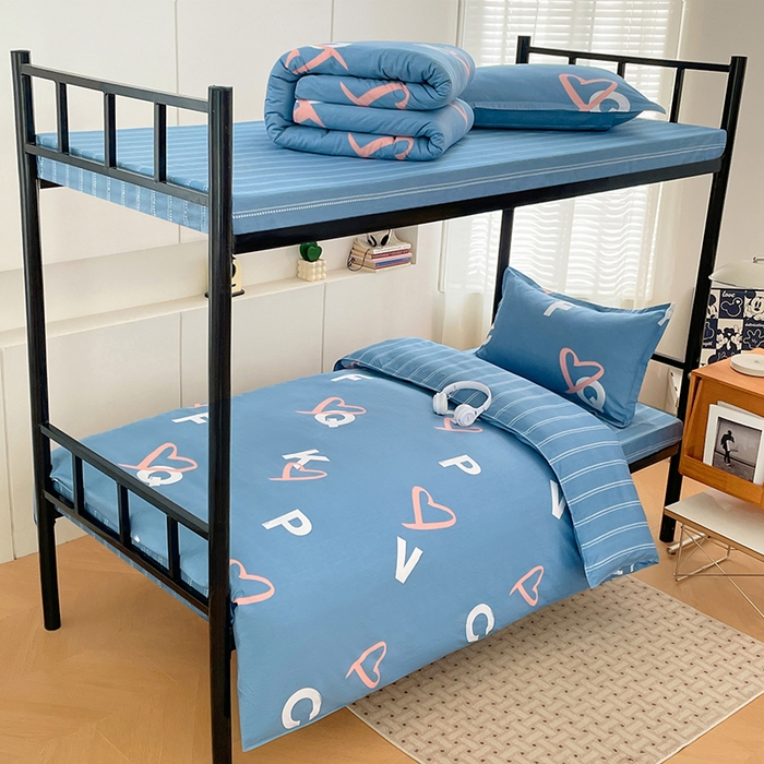 91家纺网 家纺一手货源 找家纺 锦润家纺2025新款全棉13372学生三件套纯棉宿舍六件套 恋心日记