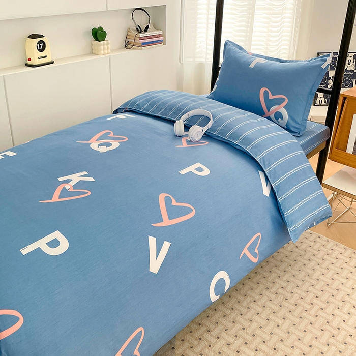 91家纺网 家纺一手货源 找家纺 锦润家纺2025新款全棉13372学生三件套纯棉宿舍六件套 恋心日记