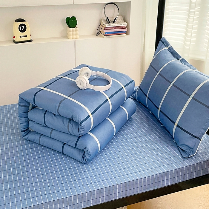 91家纺网 家纺一手货源 找家纺 锦润家纺2025新款全棉13372学生三件套纯棉宿舍六件套 格鲁特-蓝