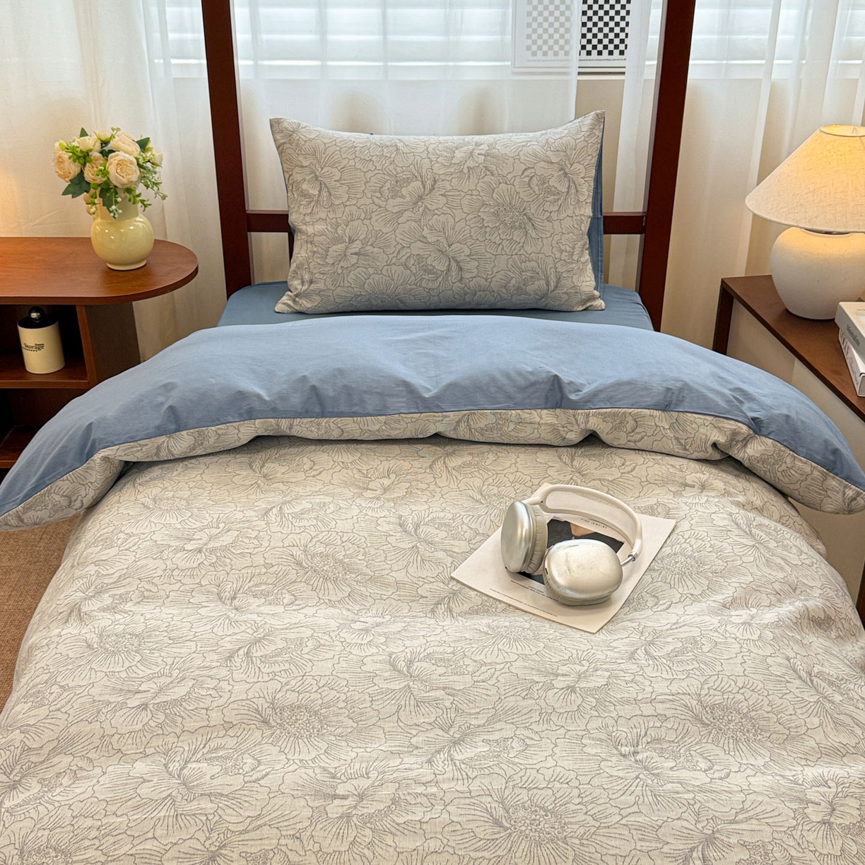 91家纺网 家纺一手货源 找家纺 眠博士 2025新款A类全棉纯棉色织提花三层纱三四件套学生三件套宿舍上下铺 三层纱套件-山茶花-灰蓝