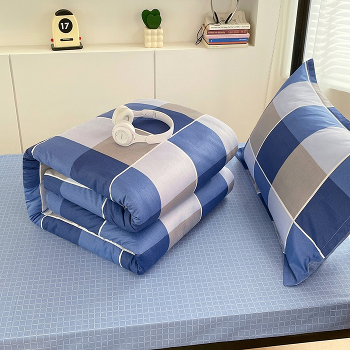 91家纺网 家纺一手货源 找家纺 锦润家纺2025新款全棉13372学生三件套纯棉宿舍六件套 初遇-蓝