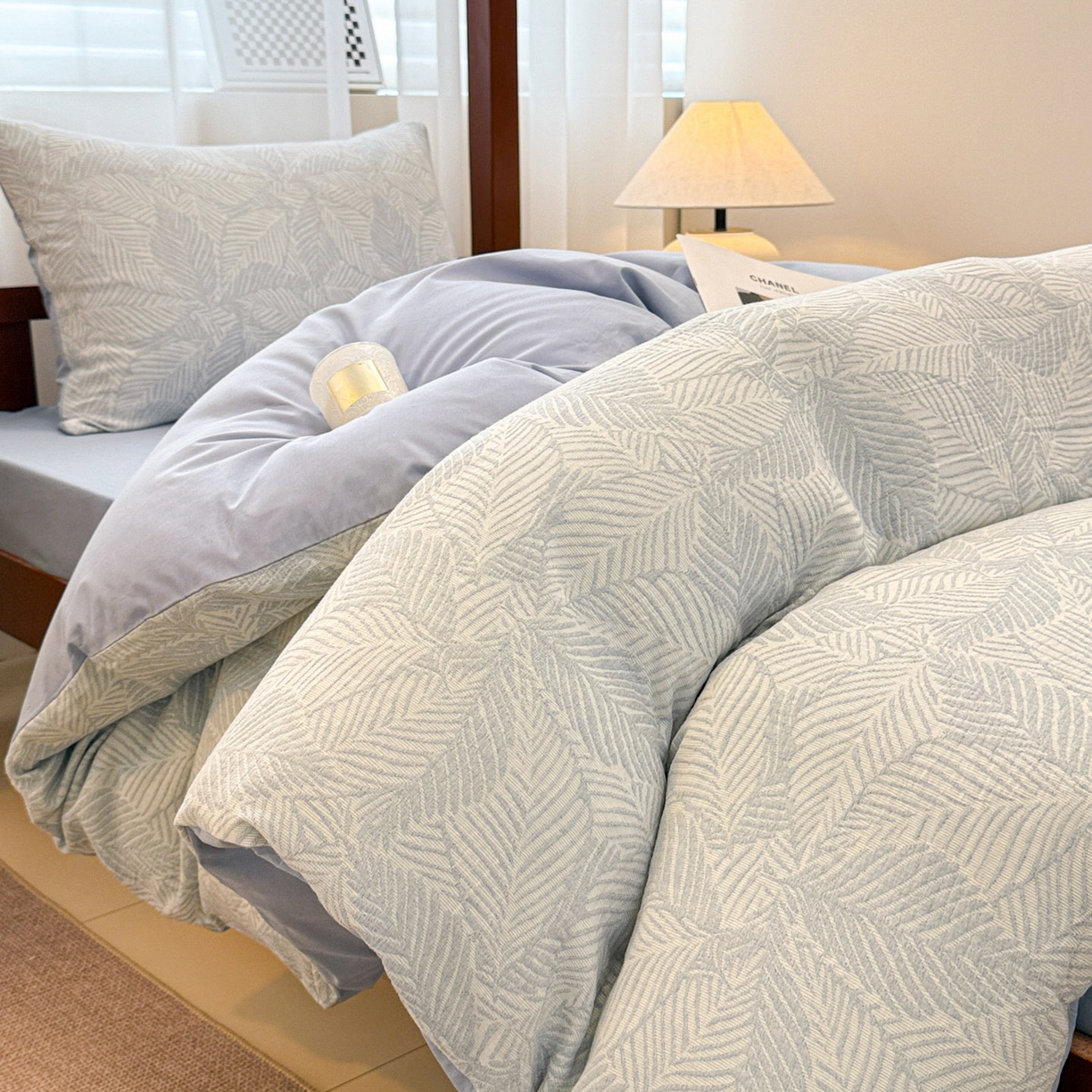 91家纺网 家纺一手货源 找家纺 眠博士 2025新款A类全棉纯棉色织提花三层纱三四件套学生三件套宿舍上下铺 三层纱套件-幸运叶-蓝