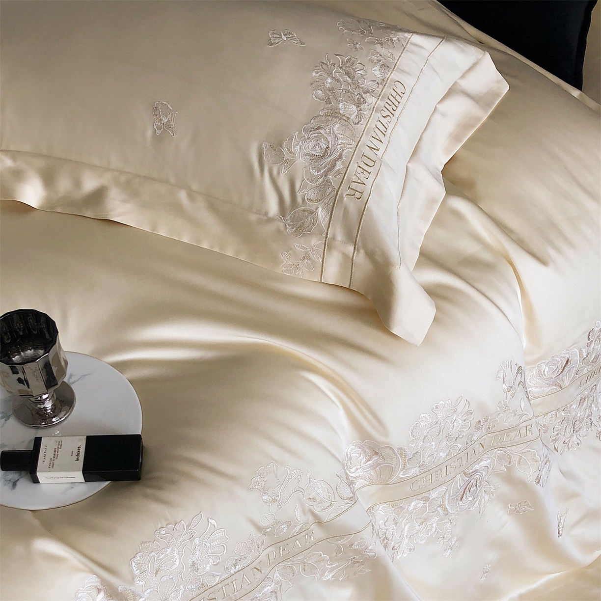 91家纺网 家纺一手货源 找家纺 鼎飞家纺 2025春夏新款长绒棉纯棉绣花四件套-花意浓 花意浓-米金