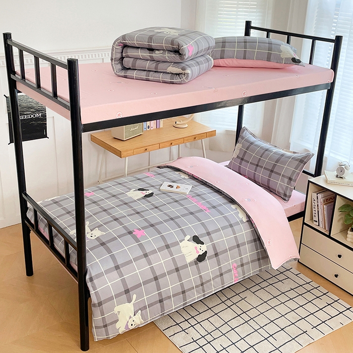 91家纺网 家纺一手货源 找家纺 锦润 2025新款印花12868全棉学生宿舍三件套纯棉六件套涂鸦