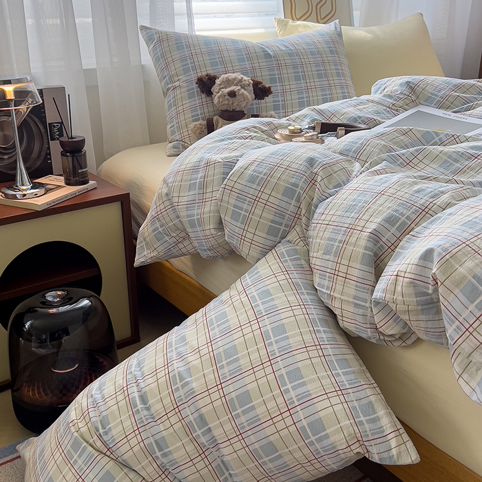 91家纺网 家纺一手货源 找家纺 希丞2025新款复古格子双层纱水洗棉四件套 海盐蓝格